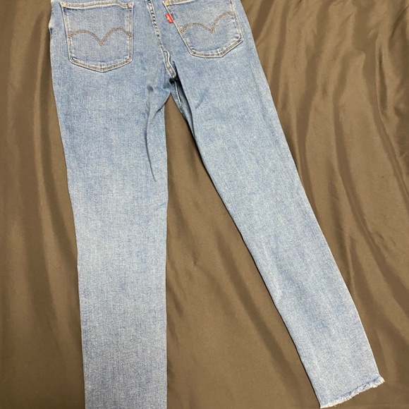 Levi 721 High Rise Skinny - Picture 5 of 5